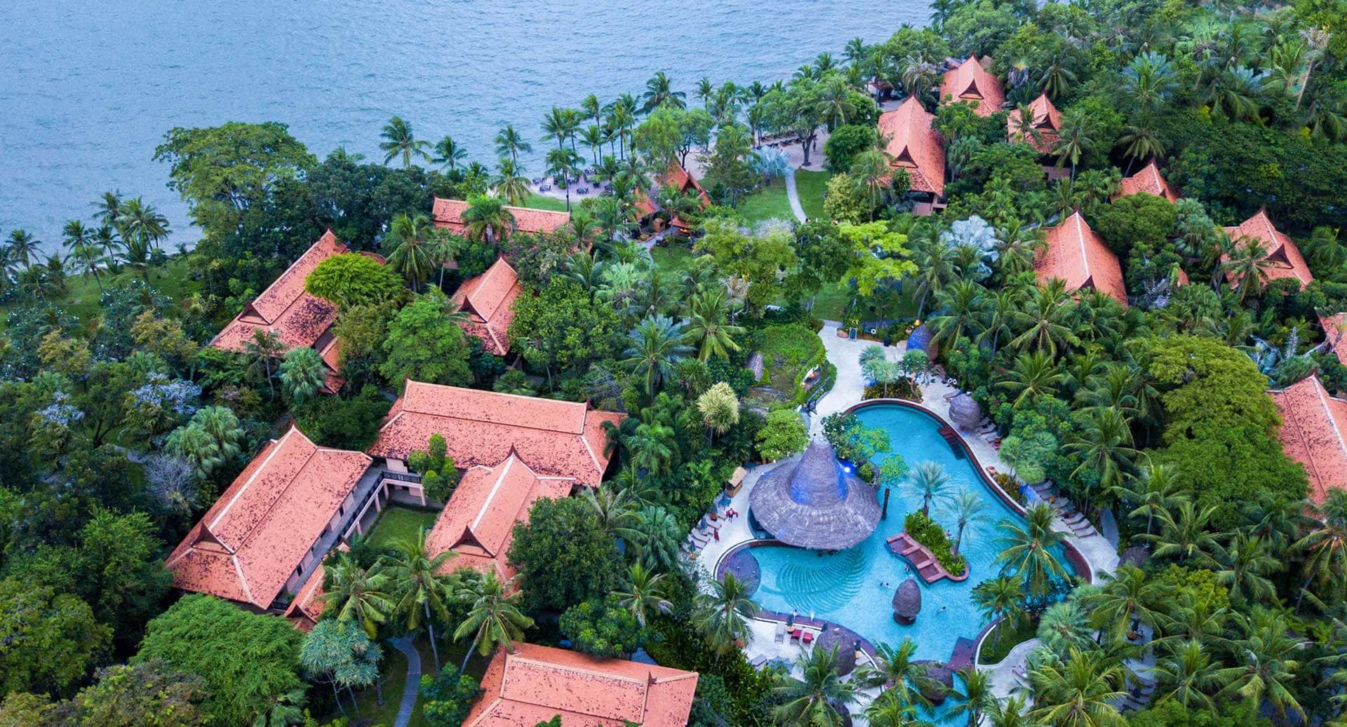 Anantara Hua Hin Resort – femstjärnigt strandresort med pooler och tropisk trädgård