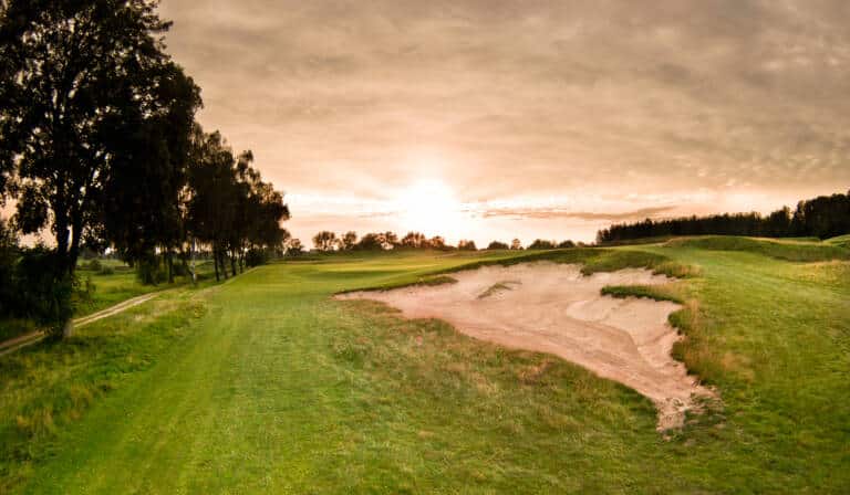 hole_17_DSC4512