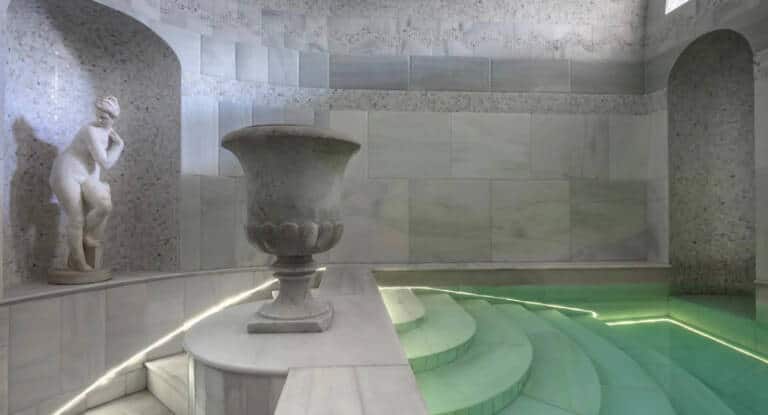 anantara_marbella_spa_salt_bath_1920x1037