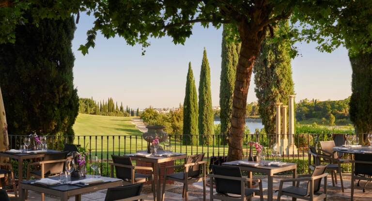 anantara_villa_padierna_palace_benahavis_marbella_resort_99_sushi_exterior_1920x1037