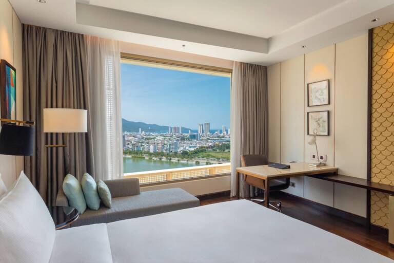 daddvhi-king-guest-room-ocean-view-1-