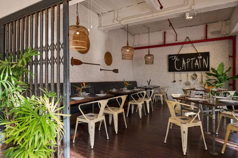 Loligo-Restaurant-Seating-Zone-2